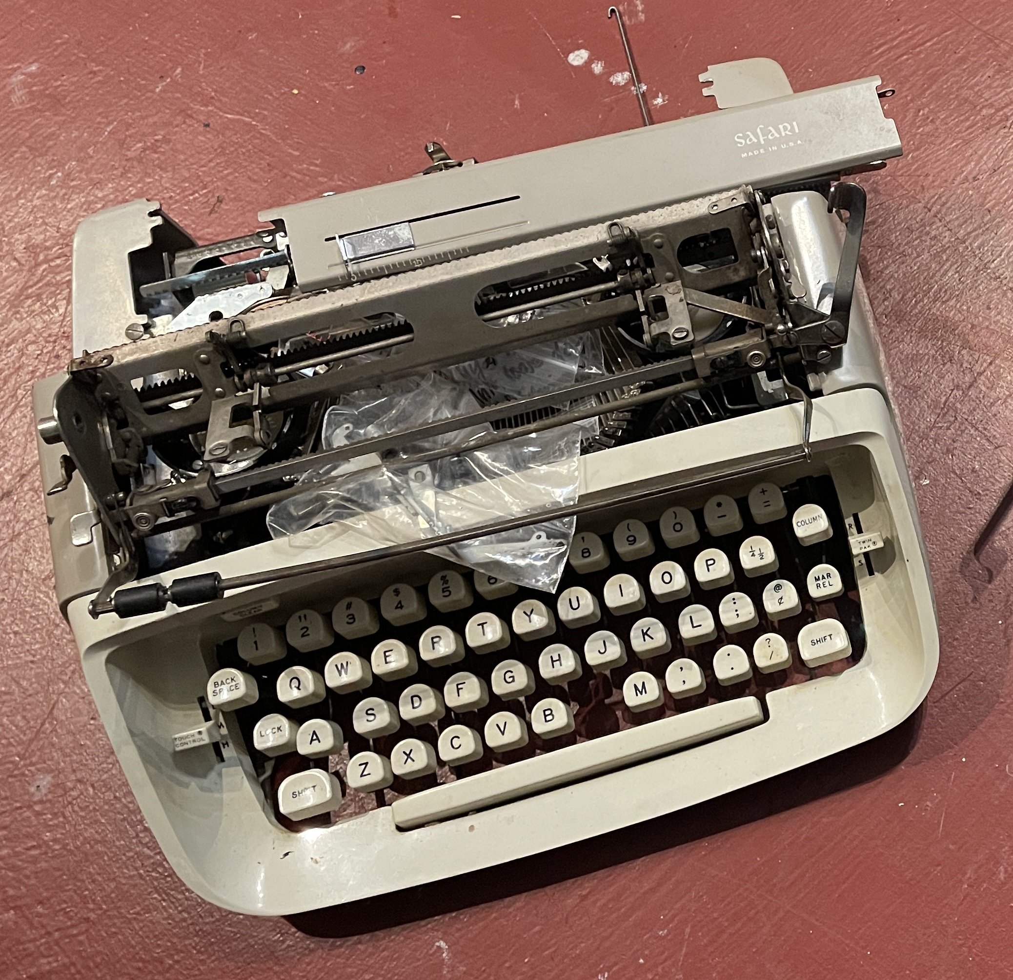 1966 Royal Safari - parts machine