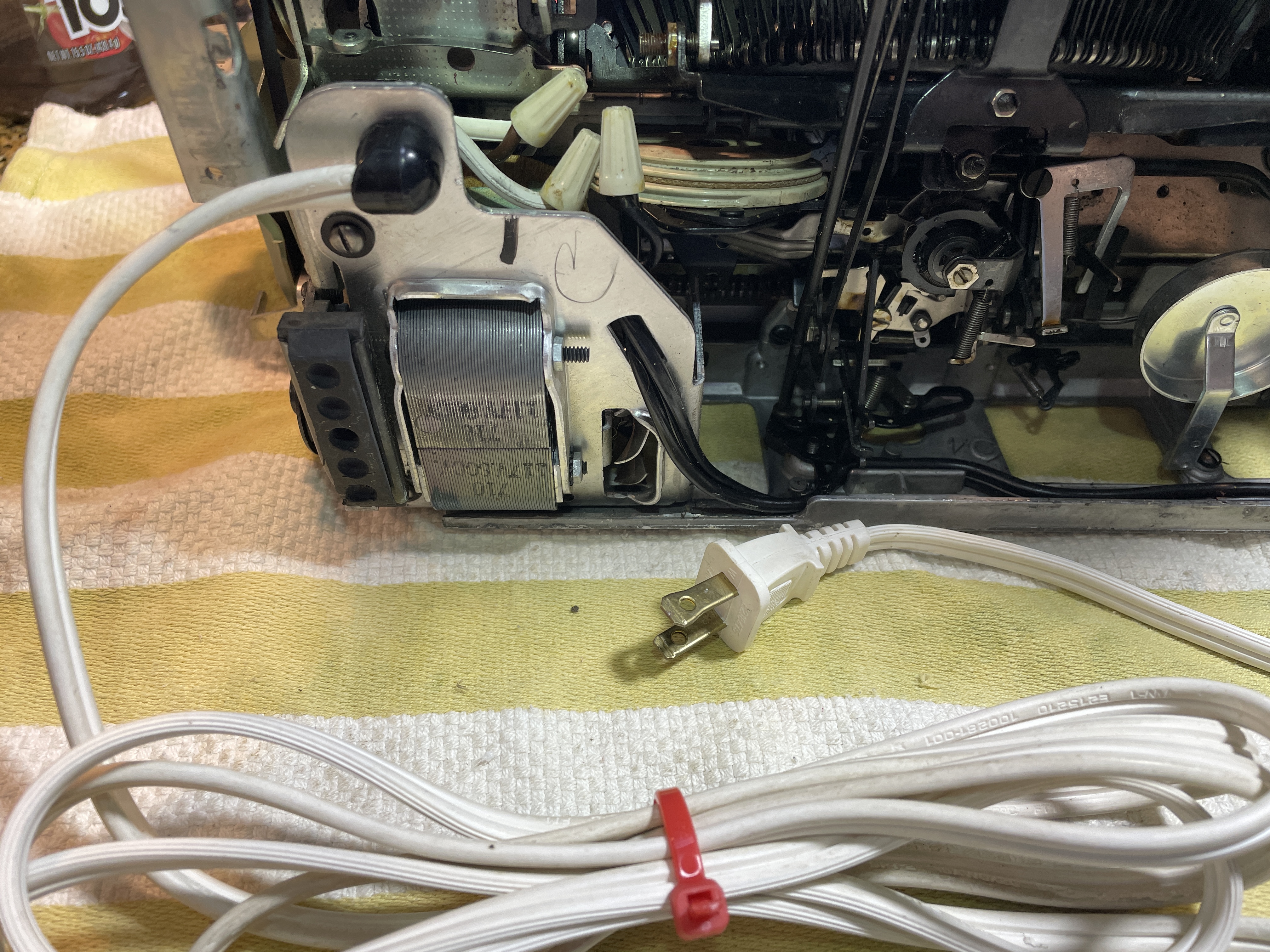 Cord replacement on Smith-Corona electric