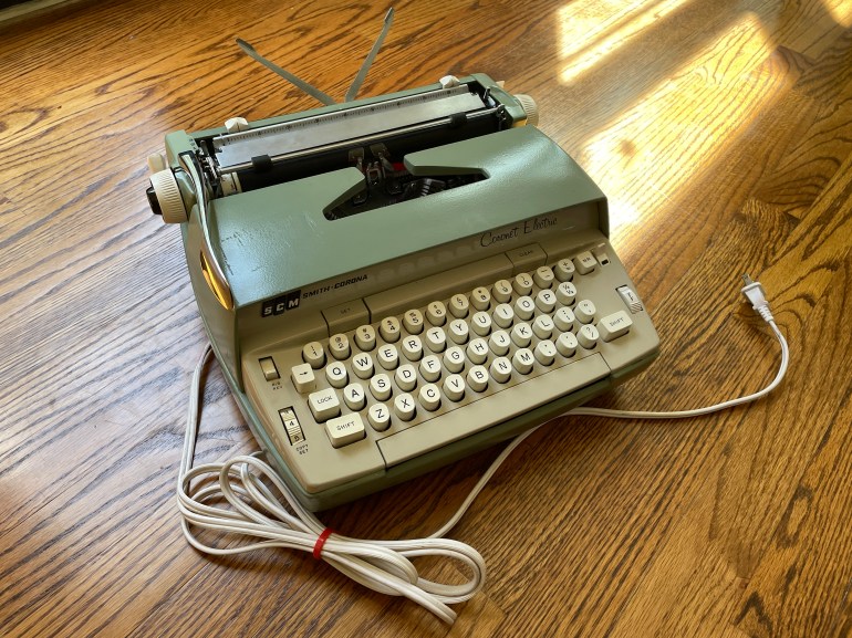 SCM Coronet Electric