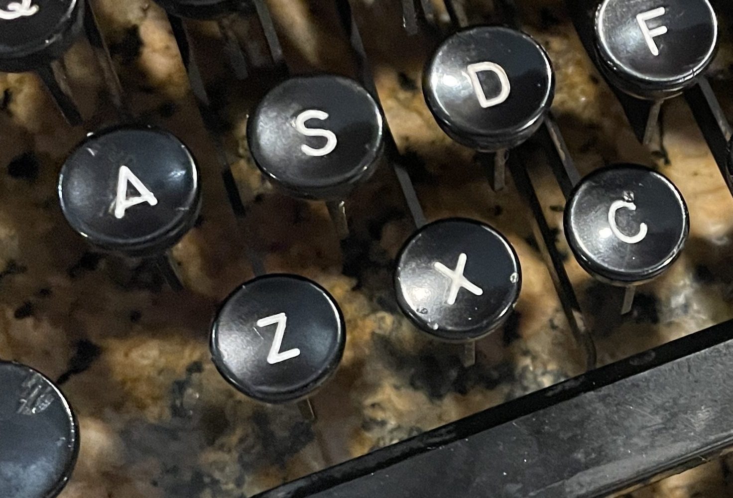 Key tops repaired with Sugru