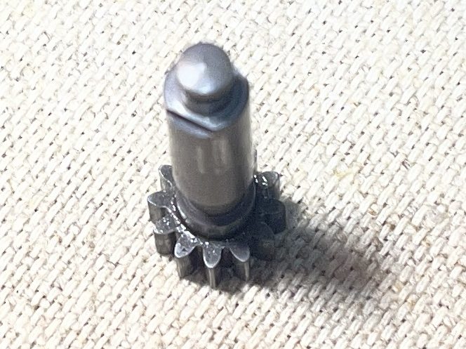 pinion rod on Olympia SM4 tabulator brake