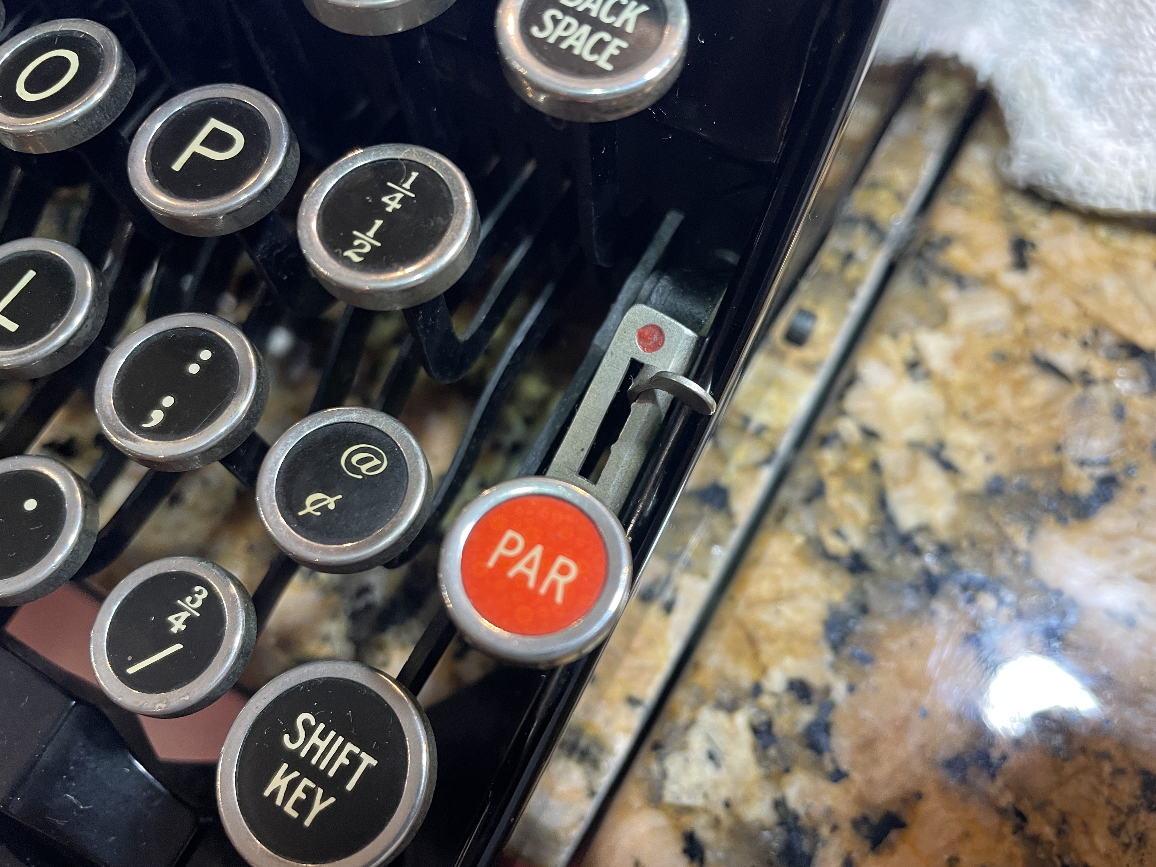 1934 Remington Portable Model 5 typewriters "PAR" key for indentation
