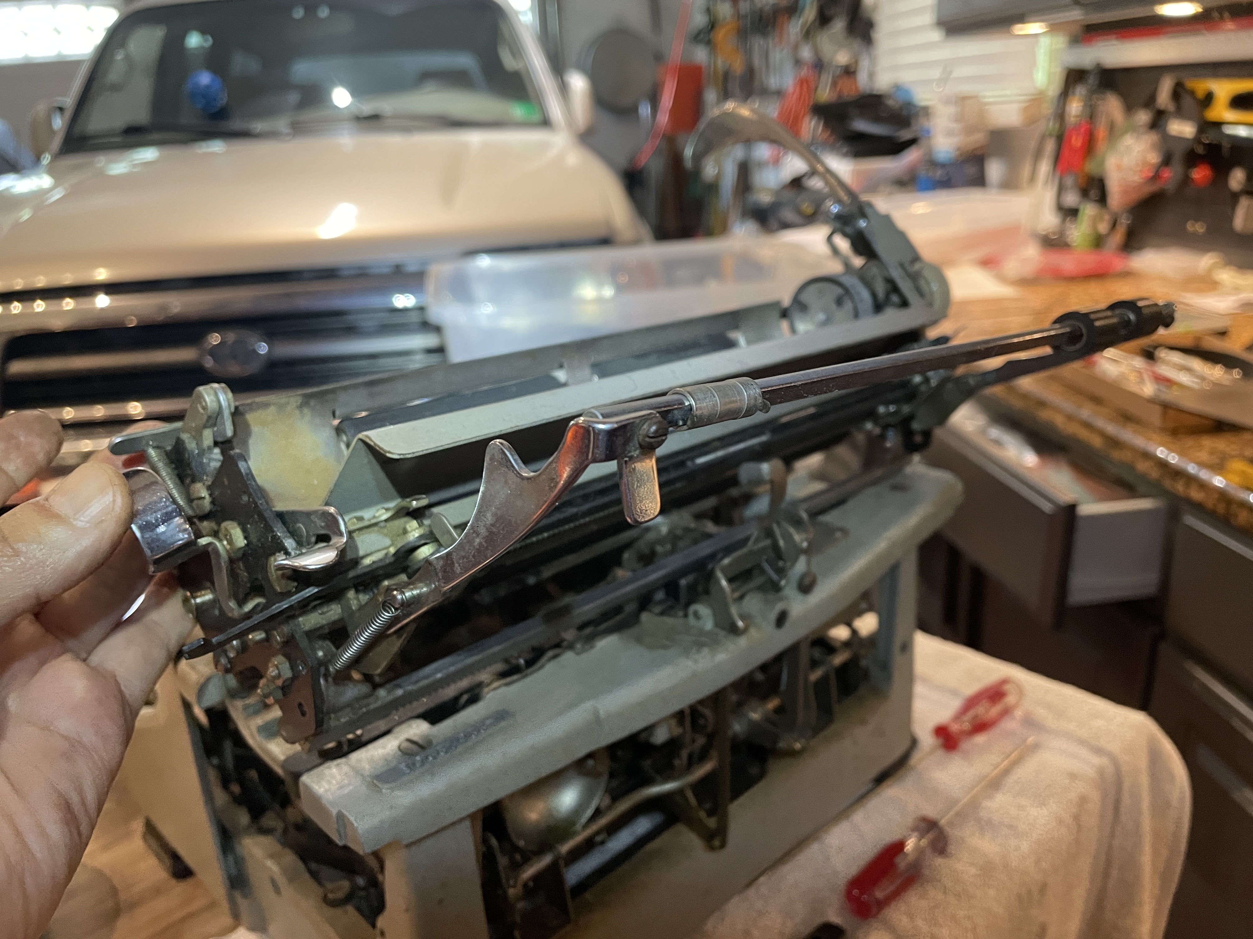 removing carriage from an R. C. Allen VisOmatic