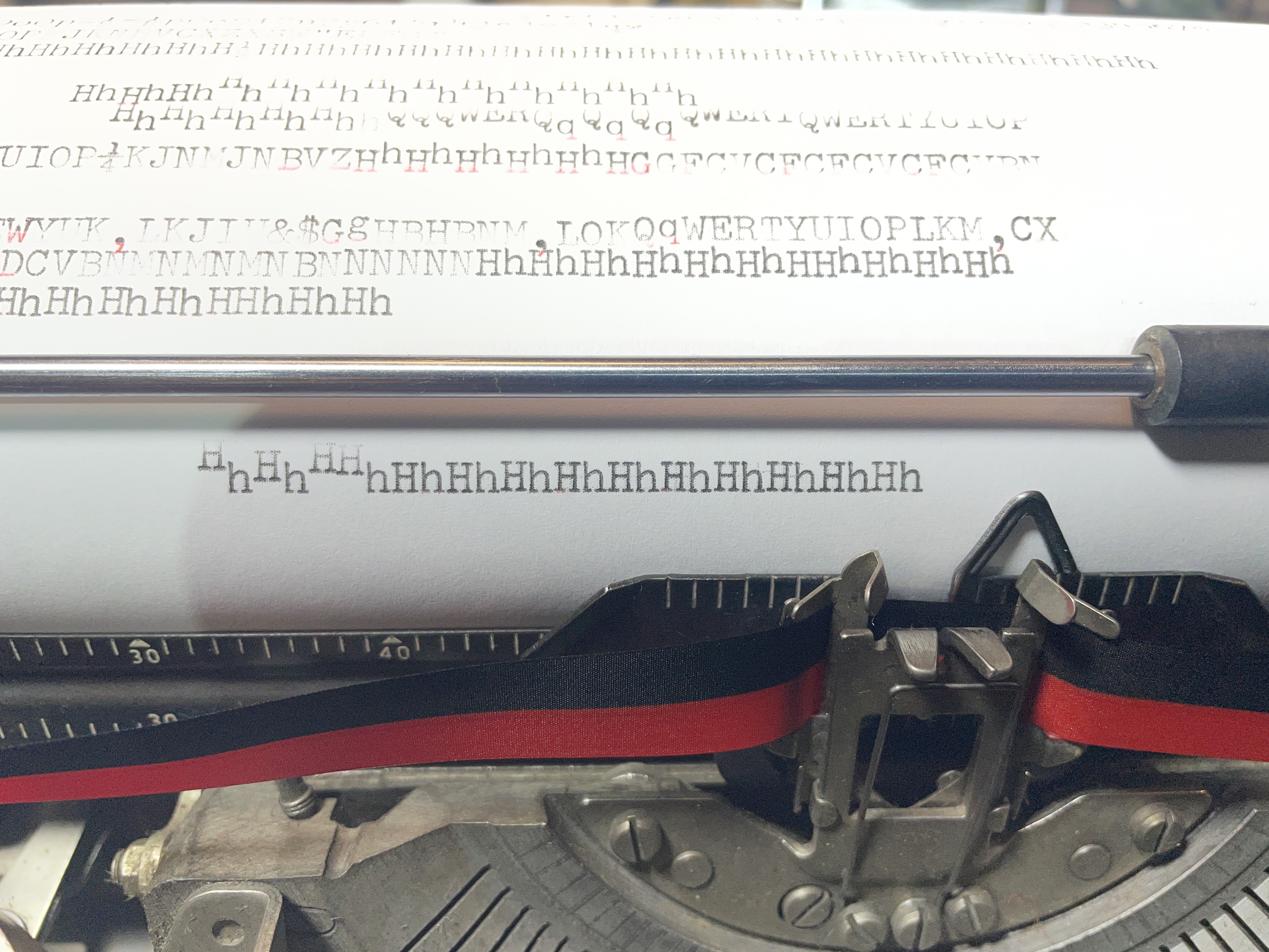 adjust on feet and shift 1958 Remington Quiet-Riter typewriter