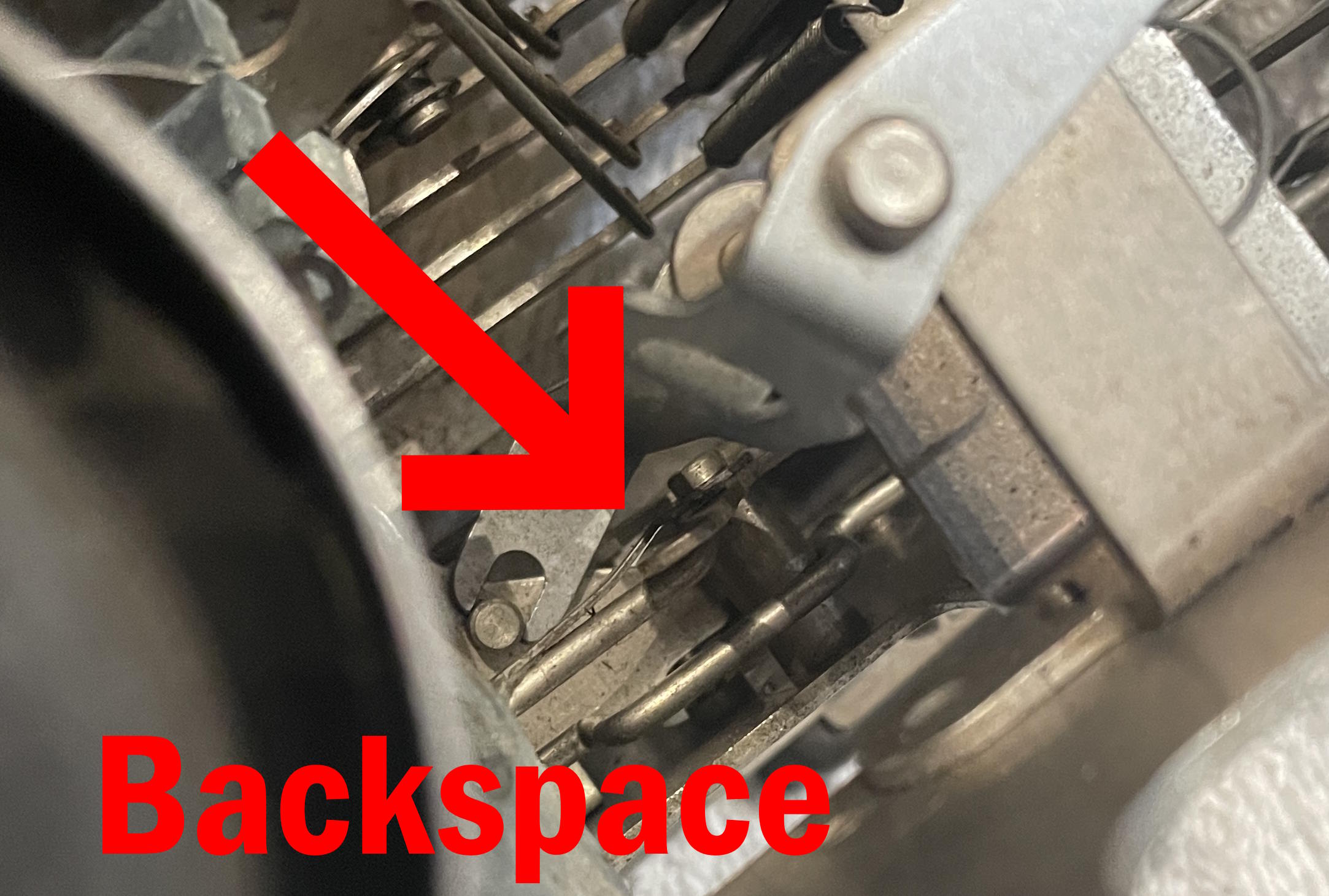 Back space mechanism 1949 Remington All-New Portable