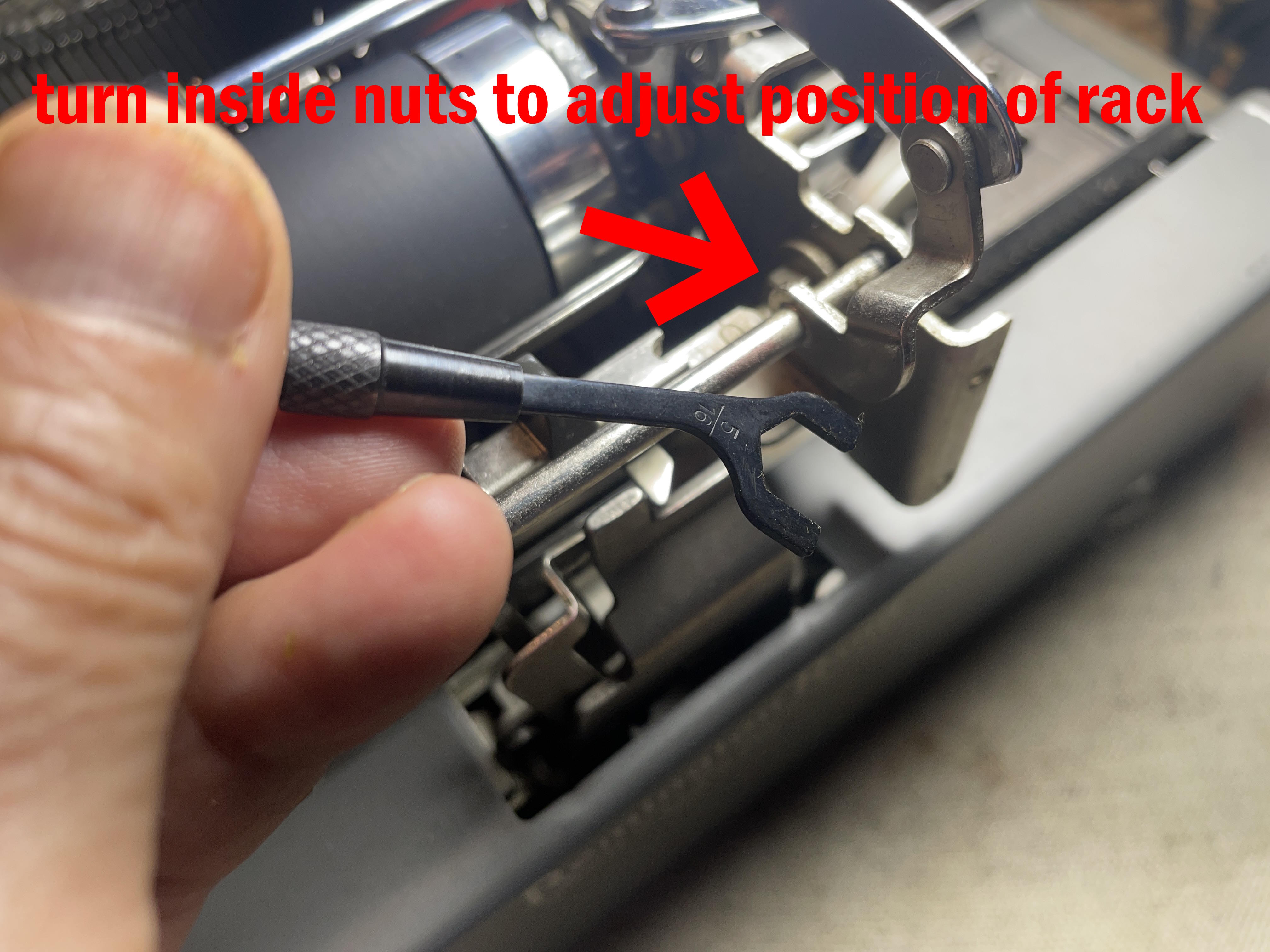 adjusting position of margin stop rack on 1949 Remington All-New Portable