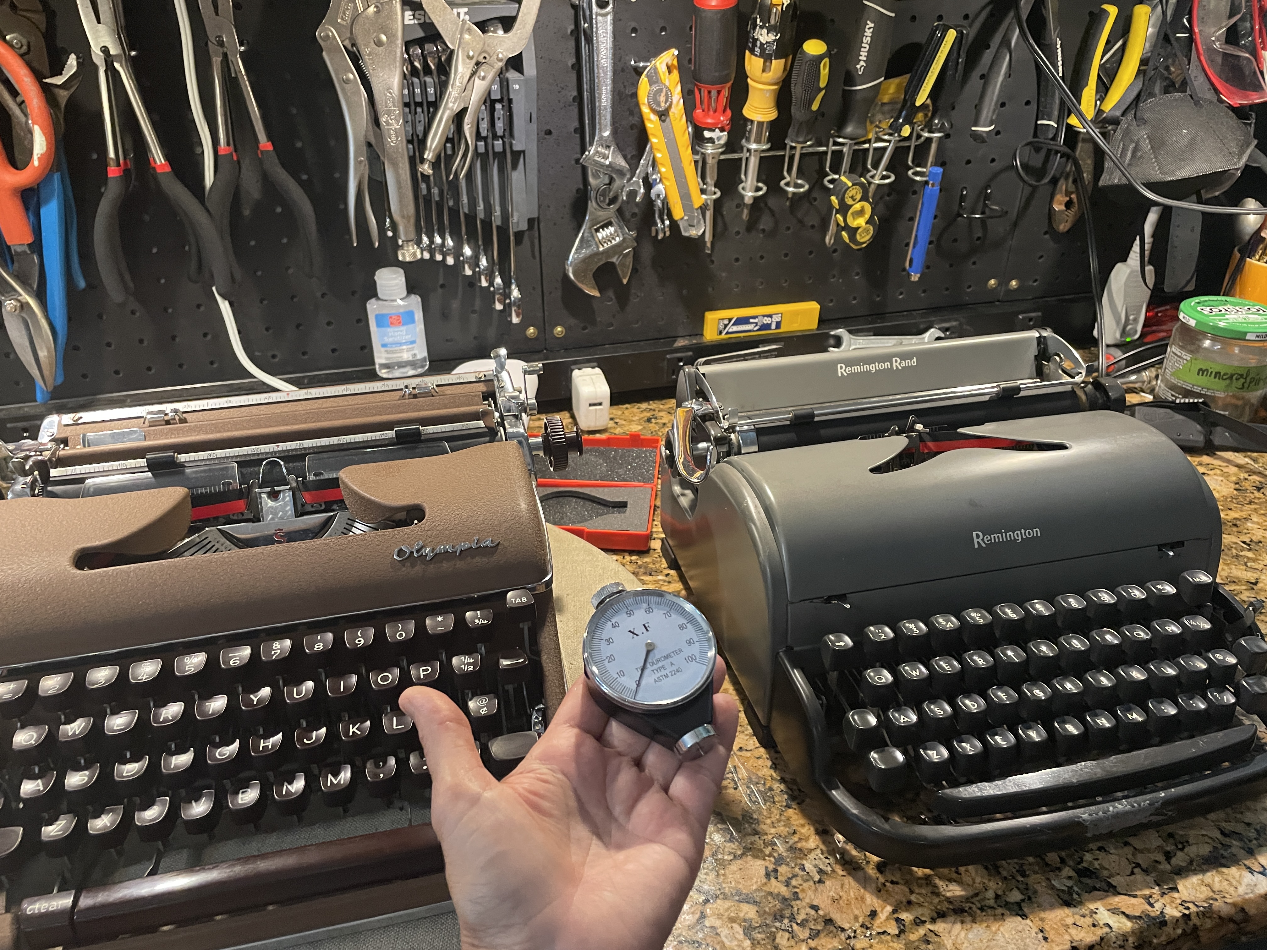 hard platen on Olympia SM4 typewriter