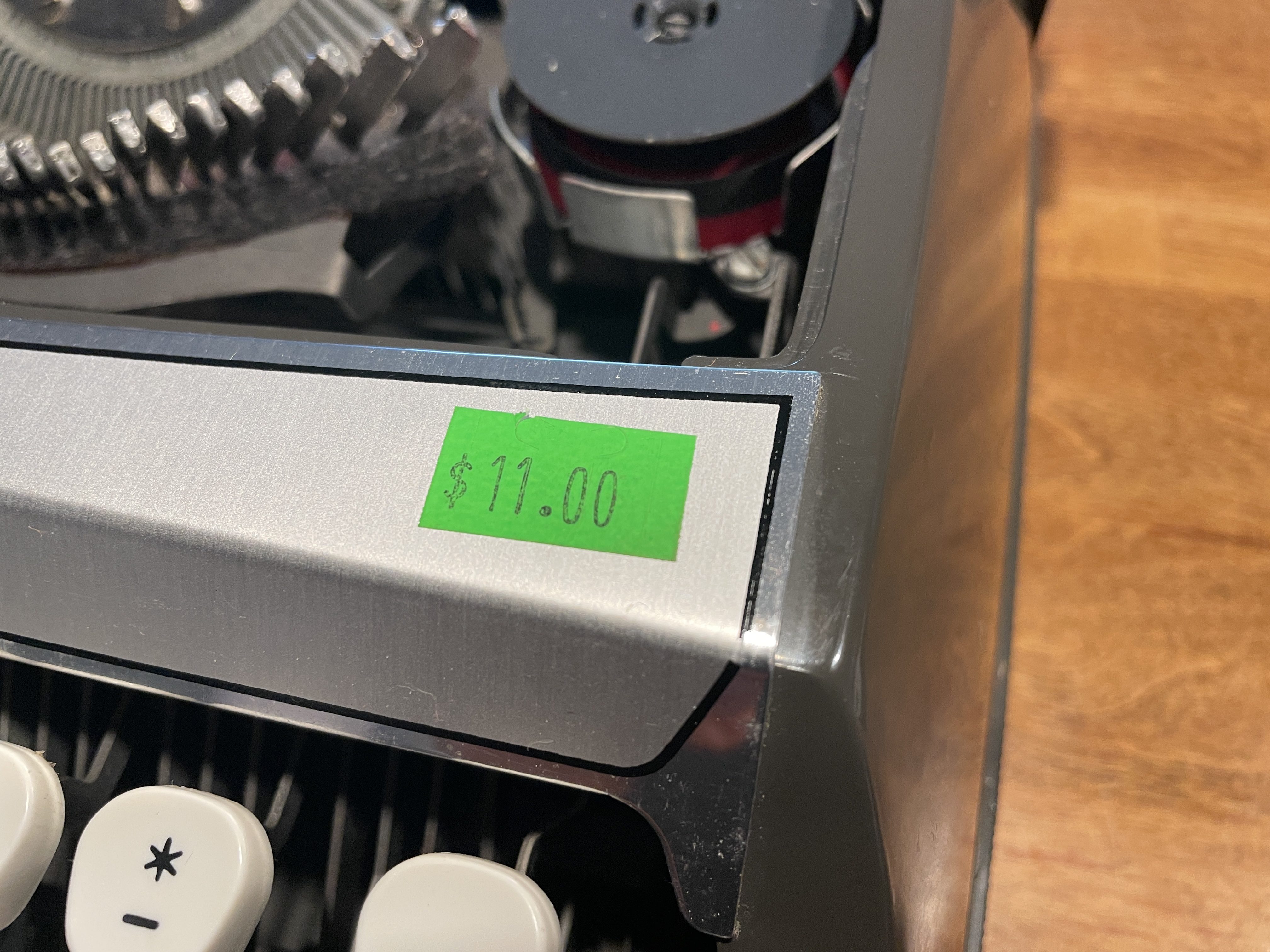Smith-Corona Corsair Deluxe made in England