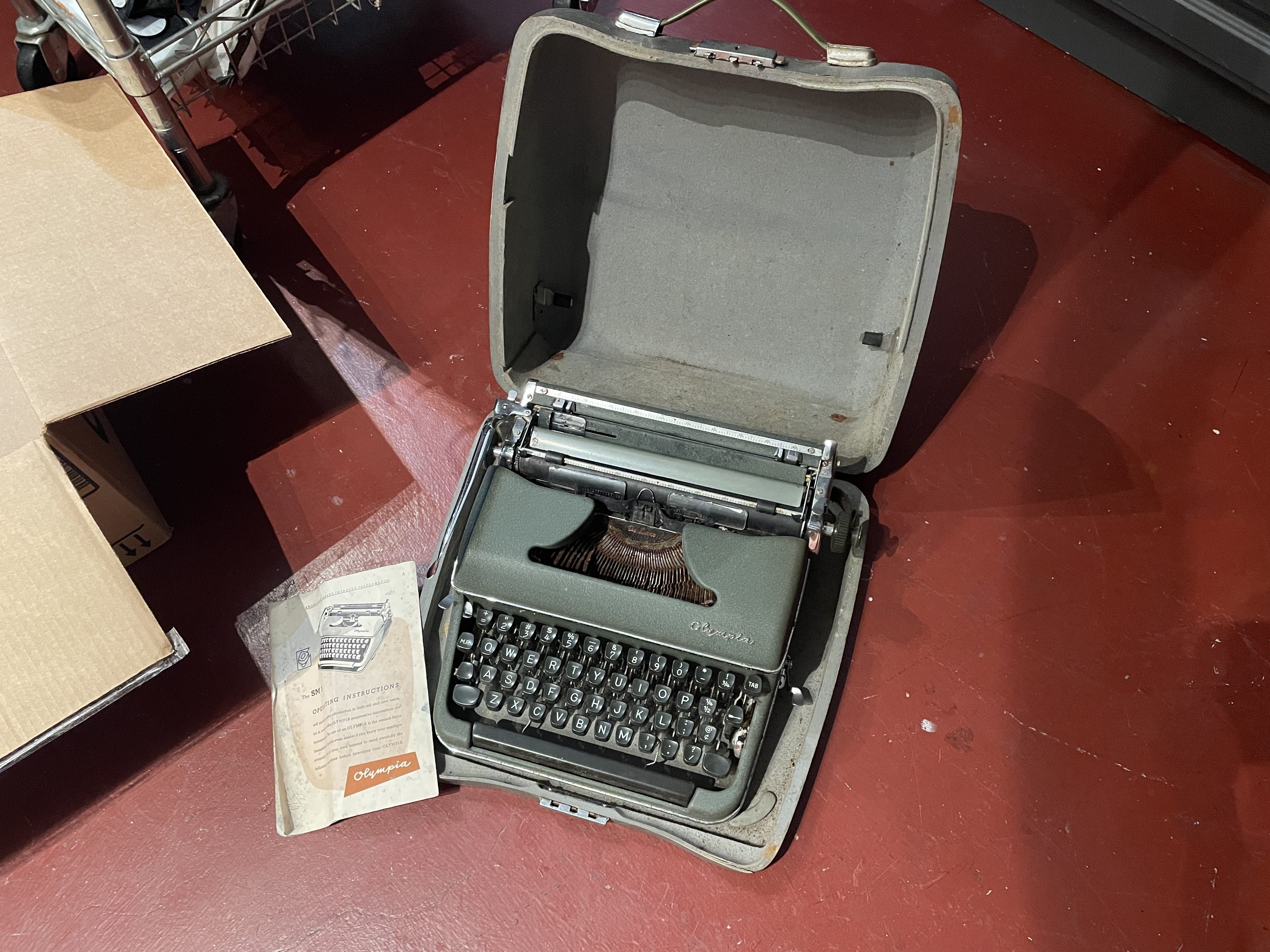 1957 Olympia SM3 typewriter