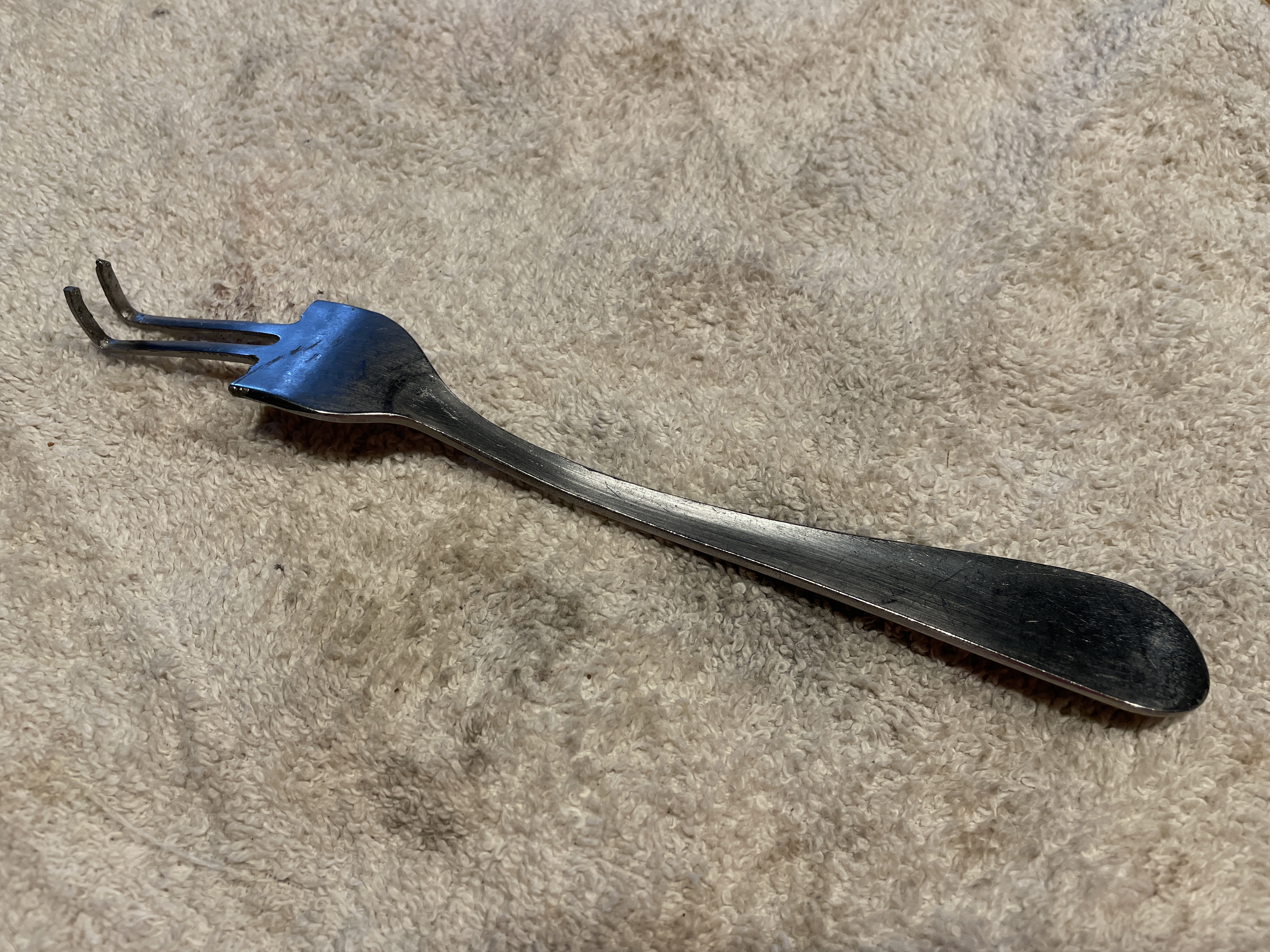 keytop removal tool for Olympia SM made from a fork