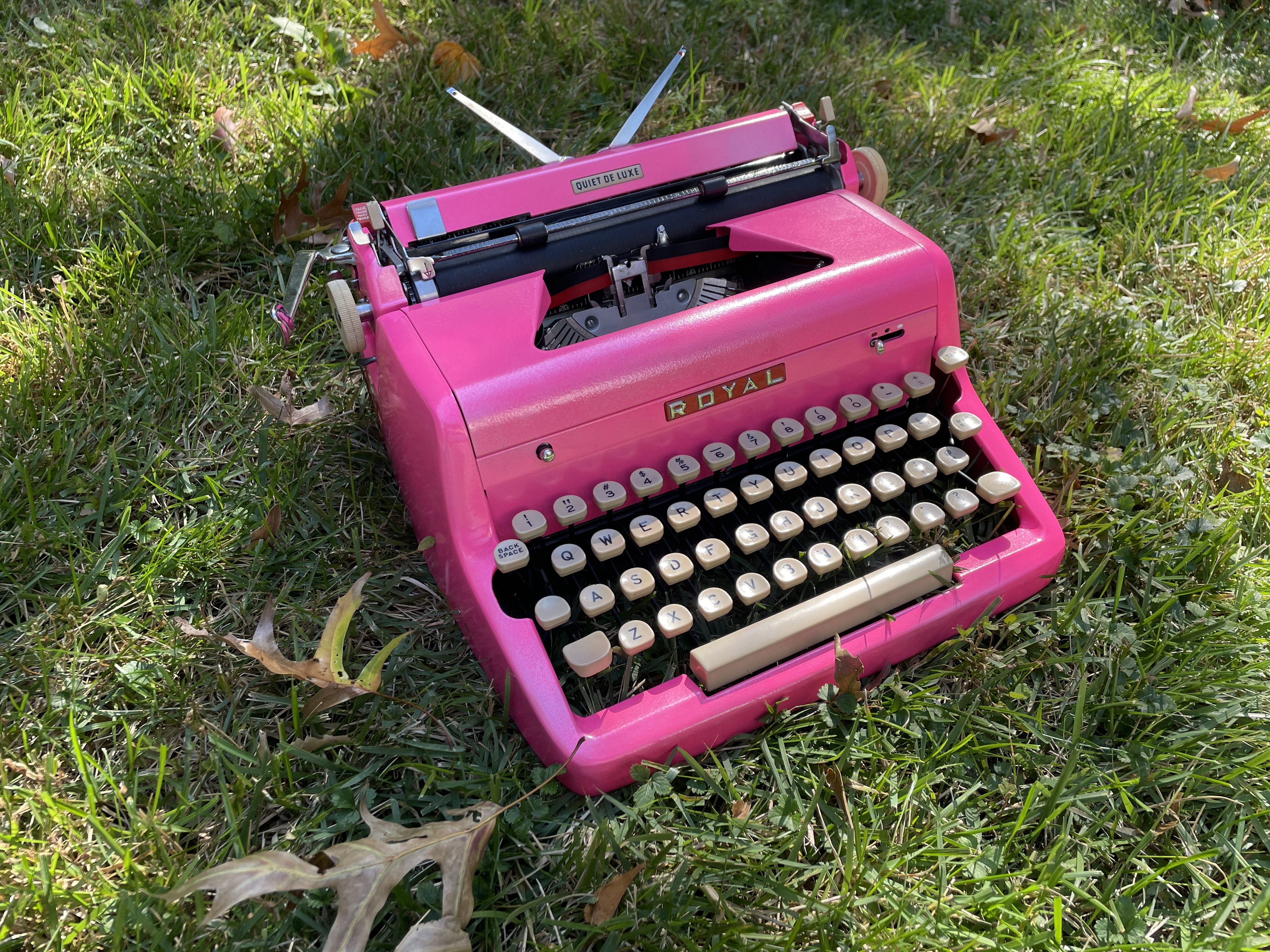 Royal Quiet De Luxe typewriter powder coated in Prismatic Powders Cosmic Sassy