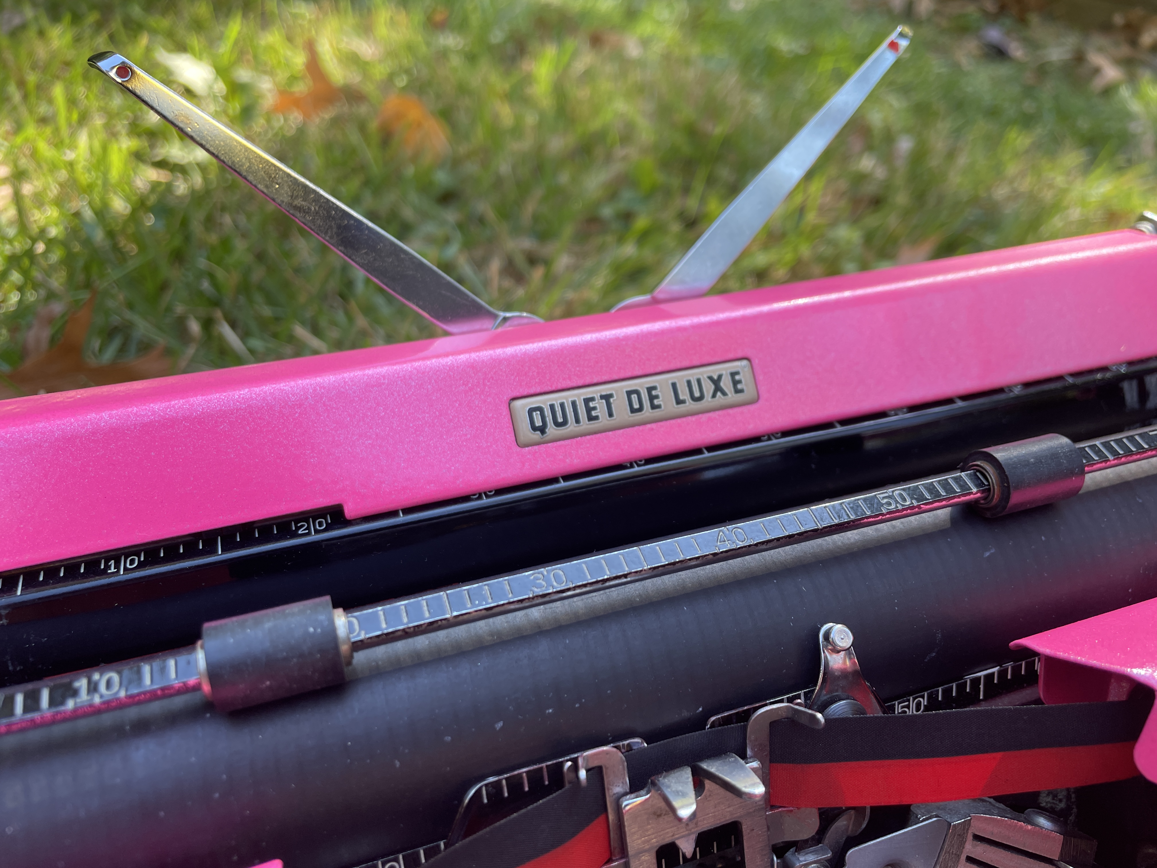 Royal Quiet De Luxe typewriter